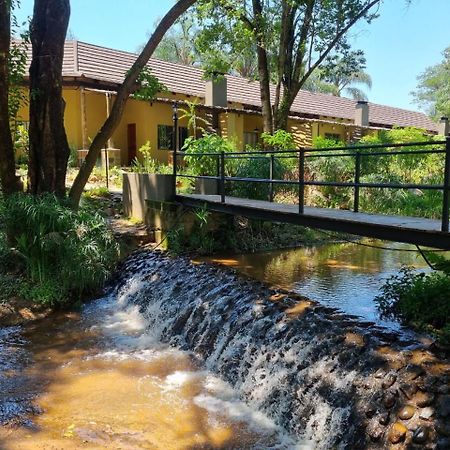 Aan De Vliet Holiday Resort Hazyview Eksteriør bilde