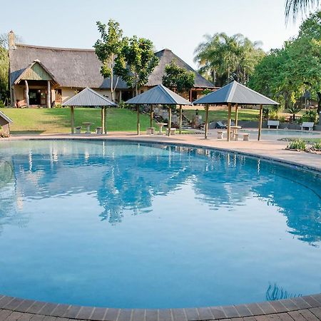 Aan De Vliet Holiday Resort Hazyview Eksteriør bilde